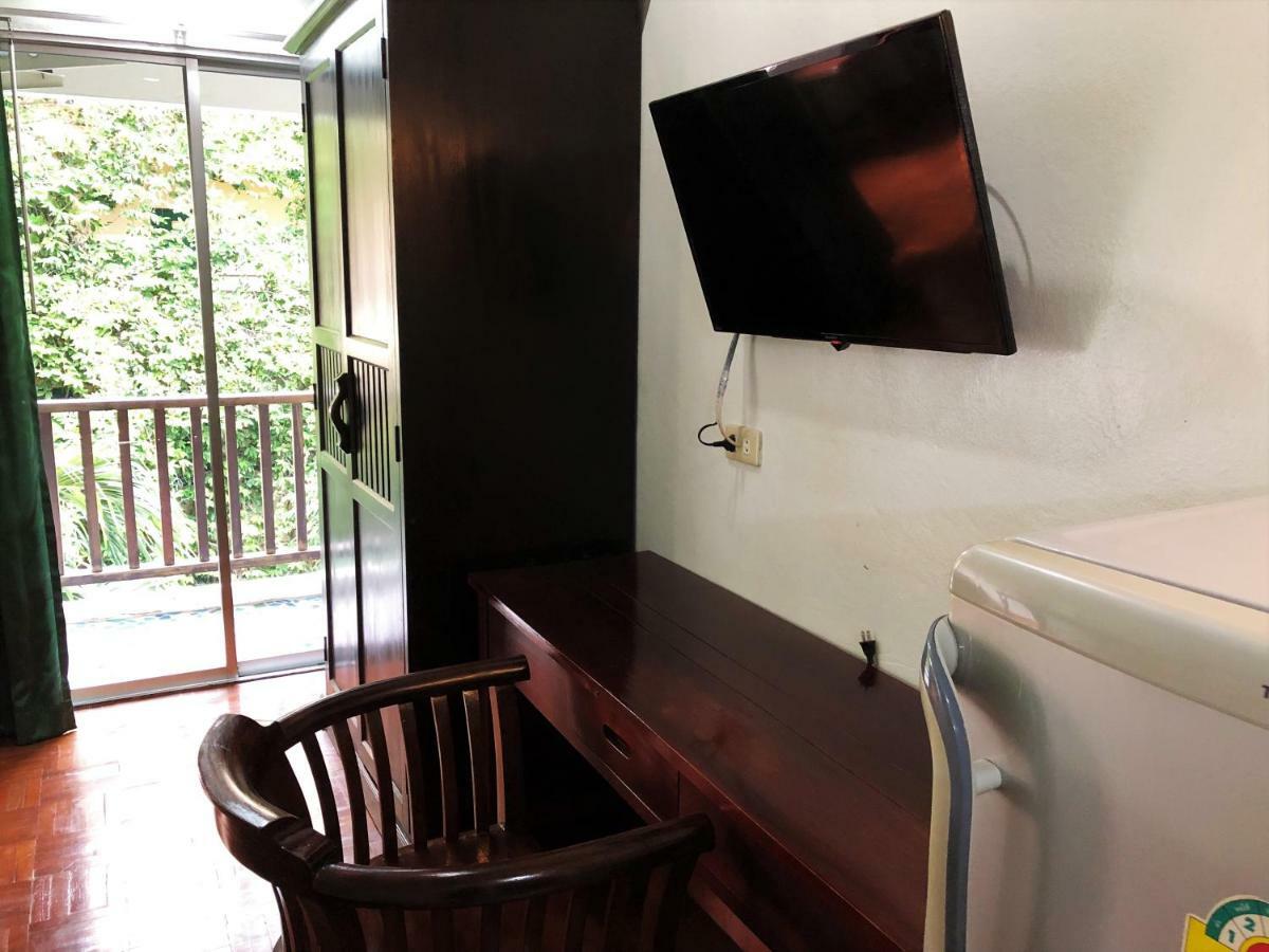 Sutus Court 2 Hotell Pattaya Eksteriør bilde