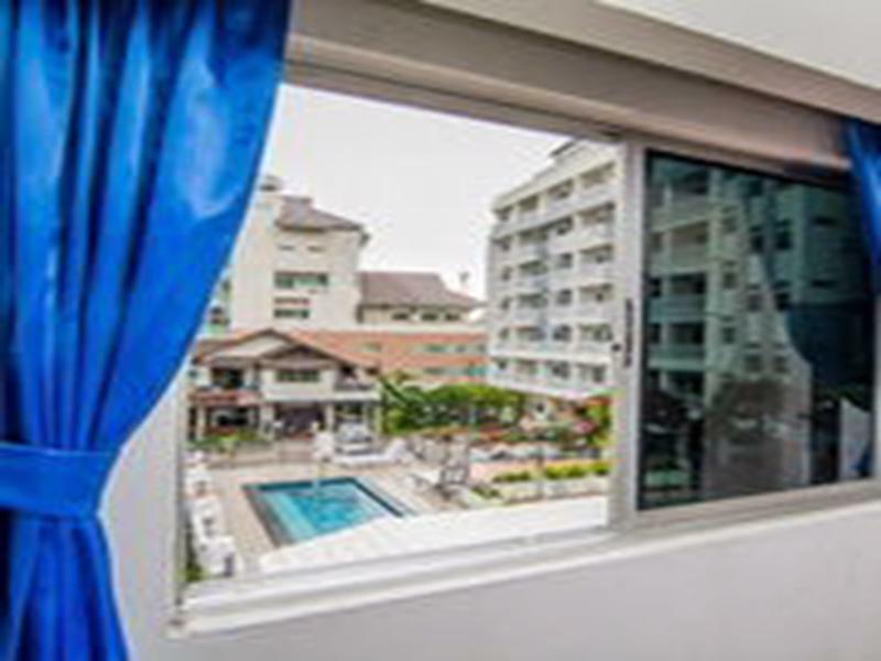 Sutus Court 2 Hotell Pattaya Eksteriør bilde