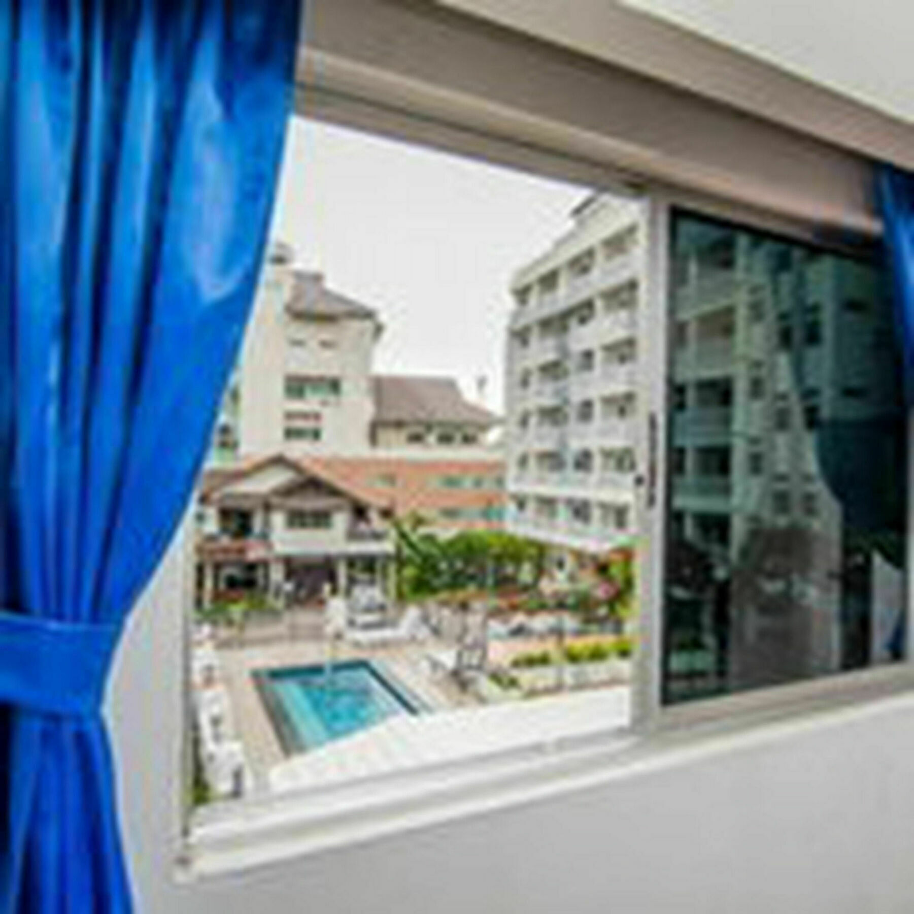 Sutus Court 2 Hotell Pattaya Eksteriør bilde