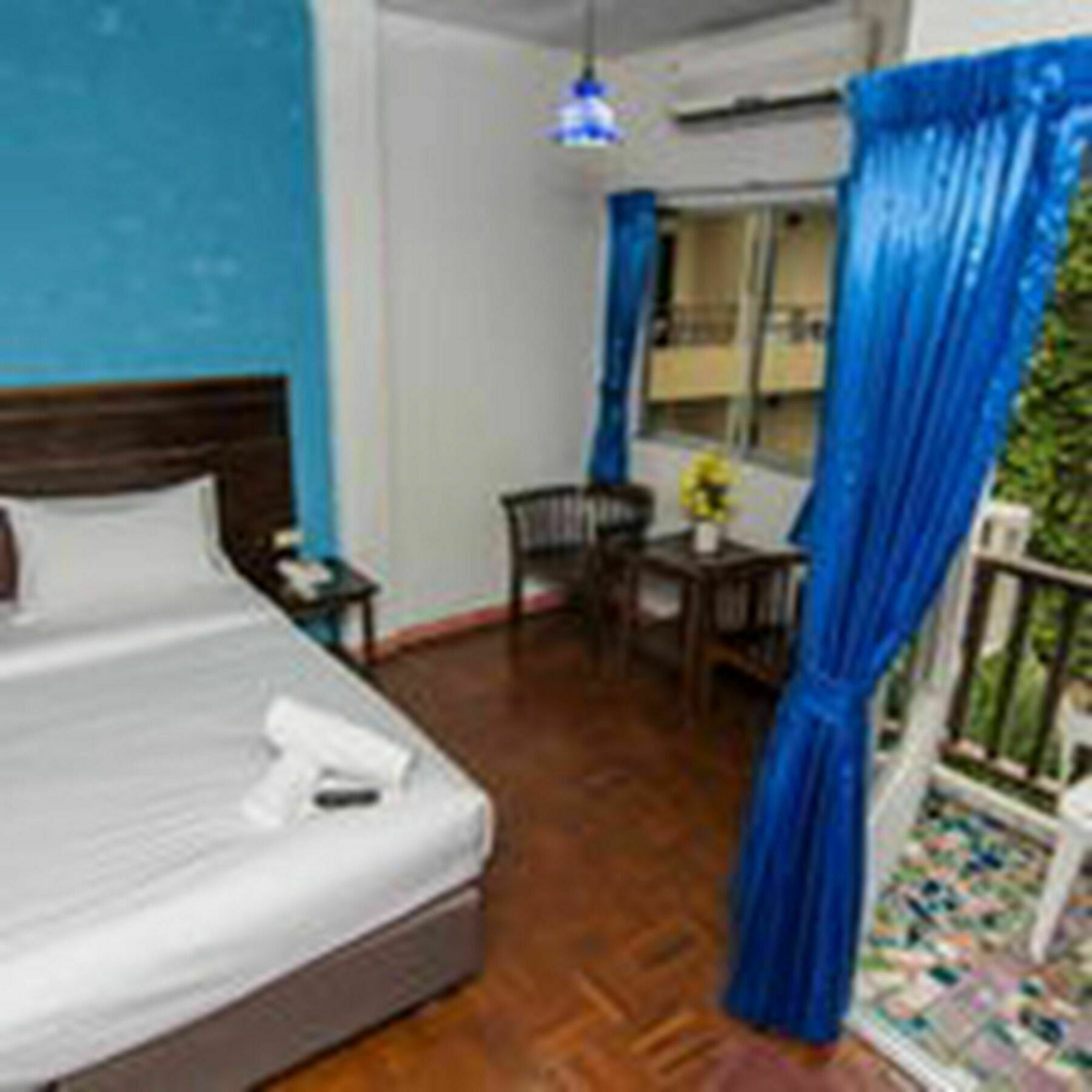 Sutus Court 2 Hotell Pattaya Eksteriør bilde