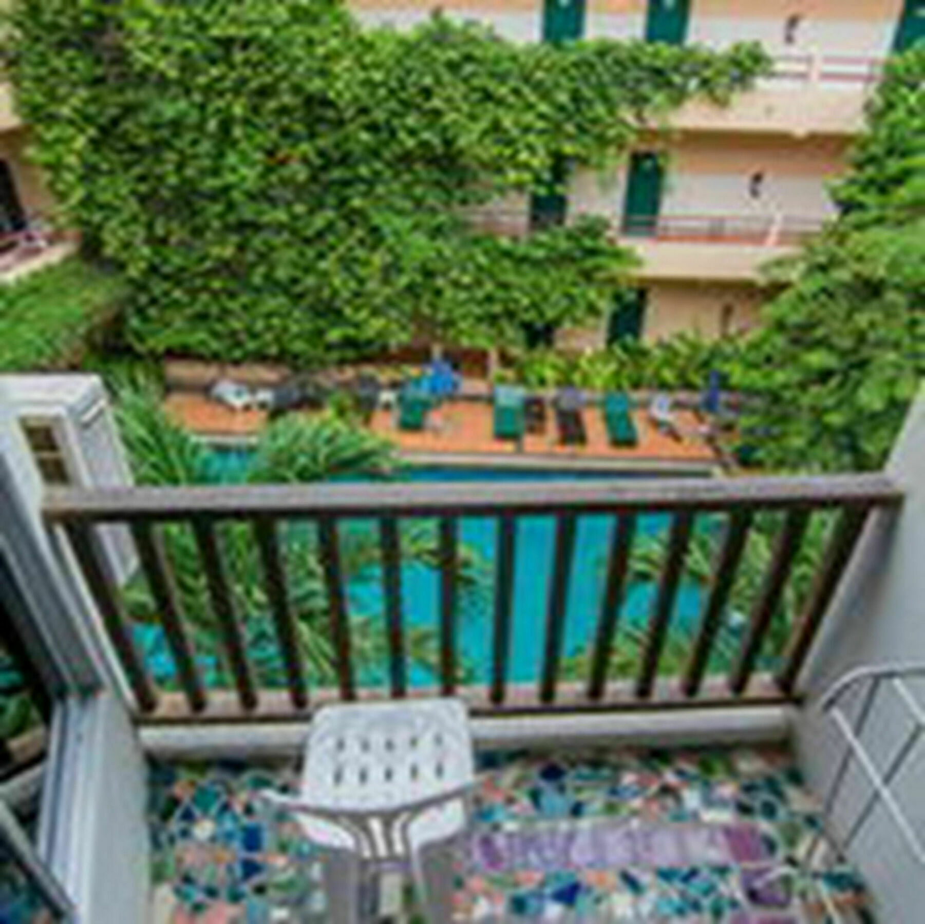 Sutus Court 2 Hotell Pattaya Eksteriør bilde